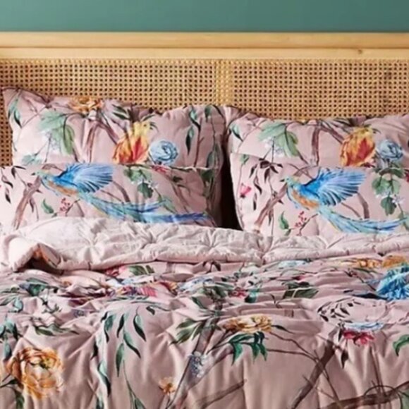 ANTHROPOLOGIE Pink Floral Velvet JOSIE Queen Quilt Comforter + 2 Matching Shams - Picture 1 of 7